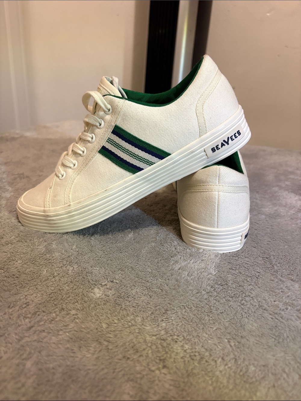 SeaVees women’s Balboa Court Shoe in white and green